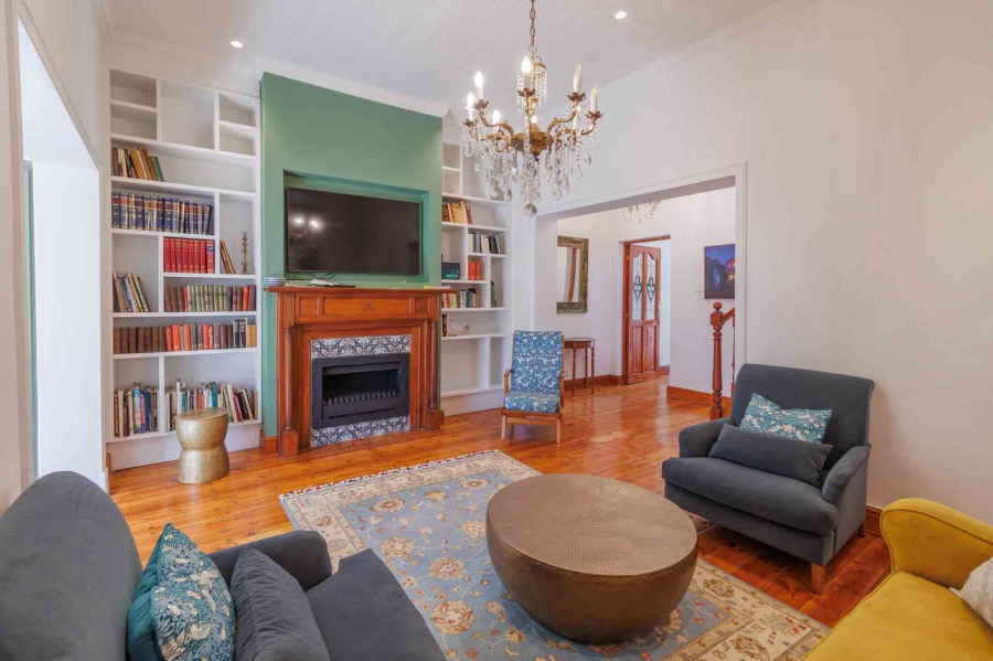 4 Bedroom Property for Sale in Gardens Western Cape